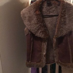 Fur vest